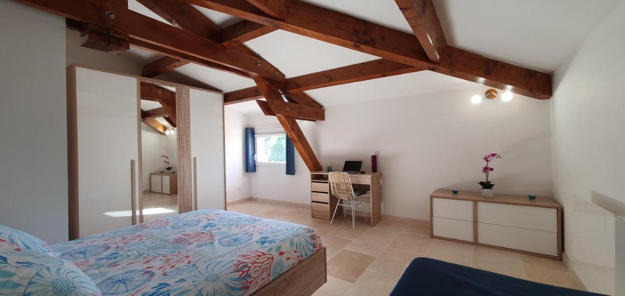 Maison calme et rénovée Oléa Provence, idéale pour passer des vacances dans le Sud Saint-Cannat Exterior foto